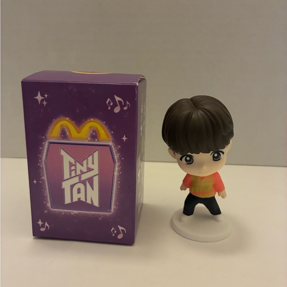 Suga Tiny TAN #3 Throwback BTS McDonald's Happy Meal Toy New in Box K-POP
